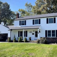 Interior and exterior painting, staining, refinishing projects by Paint Medics Inc in Cleveland, Parma and all of Northeast Ohio.