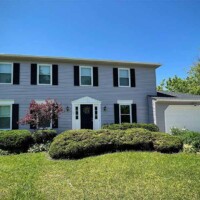 Interior and exterior painting, staining, refinishing projects by Paint Medics Inc in Cleveland, Parma and all of Northeast Ohio.